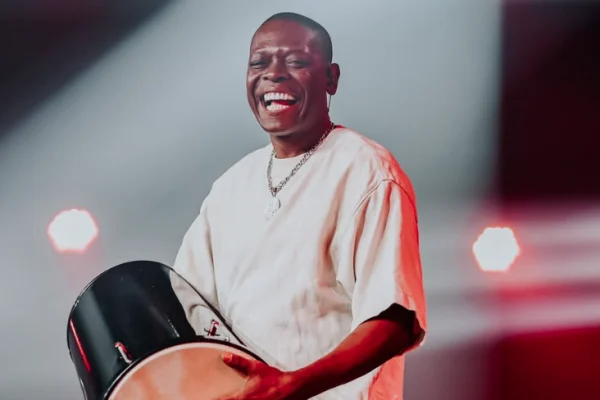 Binho Percussão, músico do Pique Novo, morre aos 55 anos