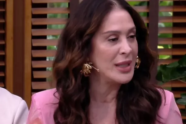 Claudia Raia revela ameaça de morte por russos por personagem de novela