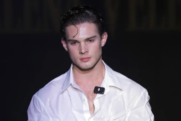 Clavicular: o influencer de movimento incel que foi hospitalizado por overdose