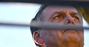 O STM solicitou o histórico disciplinar de Bolsonaro