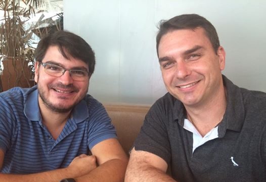 Flávio Bolsonaro em entrevista ao Rodrigo Constantino em 2016