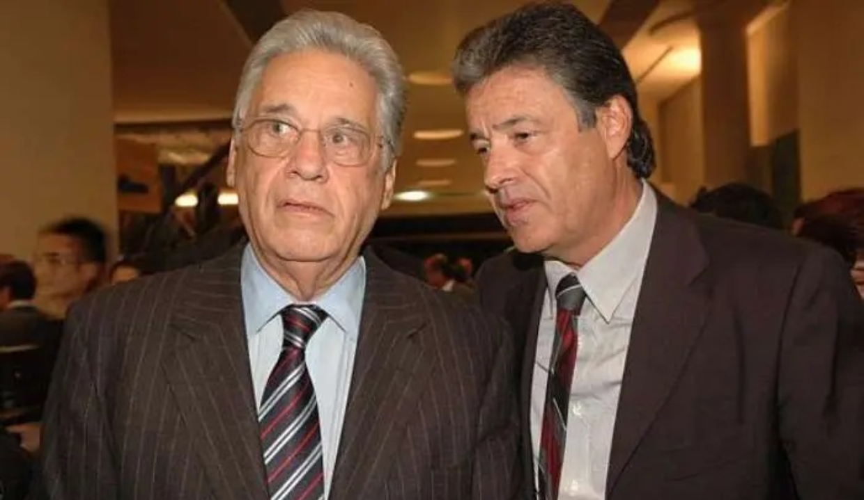 Fernando Henrique Cardoso e Paulo Henrique Cardoso conversando
