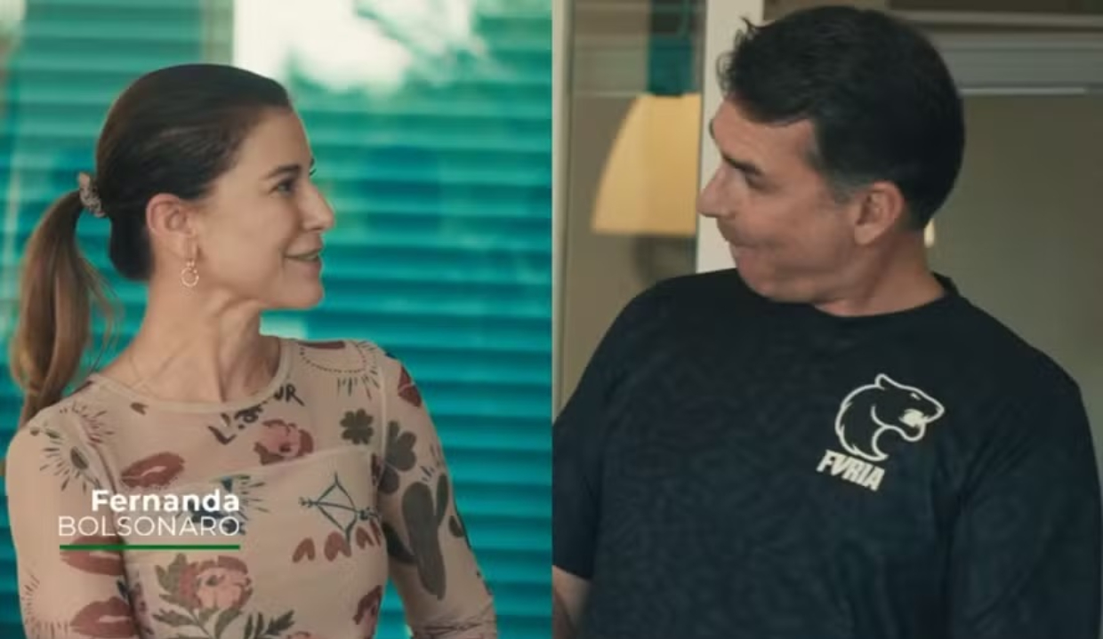 Fernanda Bolsonaro e Flávio Bolsonaro se olhando e rindo