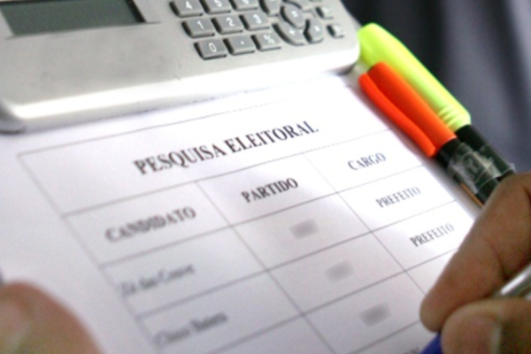 A necessidade de ter cuidados ao interpretar pesquisas eleitorais, segundo jurista