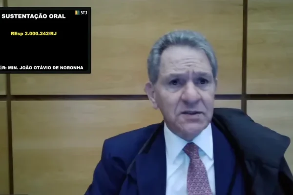 VÍDEO – “Todo mundo vendendo voto por aí”: ministro do STJ se revolta em julgamento