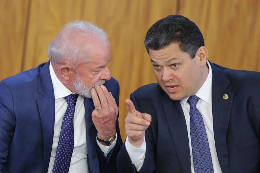 Alcolumbre e Lula veem a relação rompida após derrota de Messias no plenário