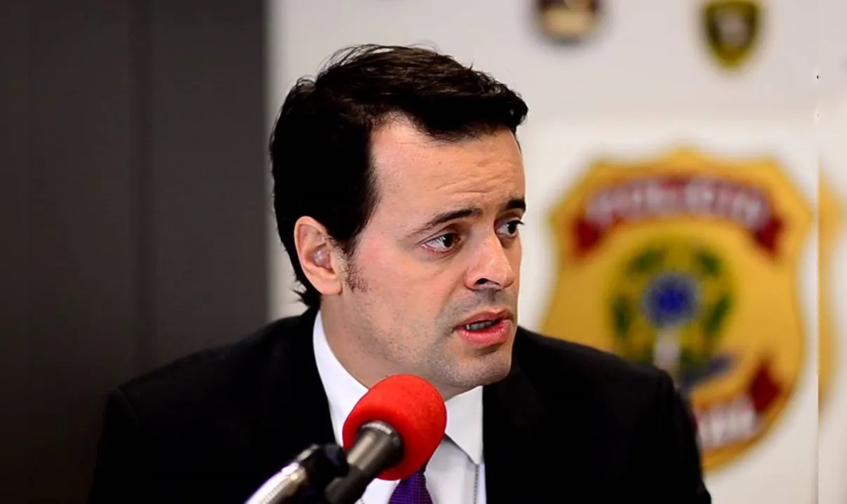 A PF substituiu o delegado Marcelo Ivo de Carvalho 1 mês antes de qualquer ação contra Ramagem nos EUA