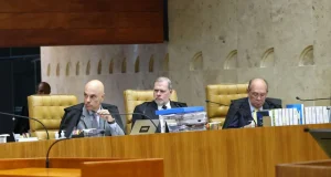 Alexandre de Moraes, Dias Toffoli e Gilmar Mendes, que estavam no relatório final vetado na CPI do Crime organizado