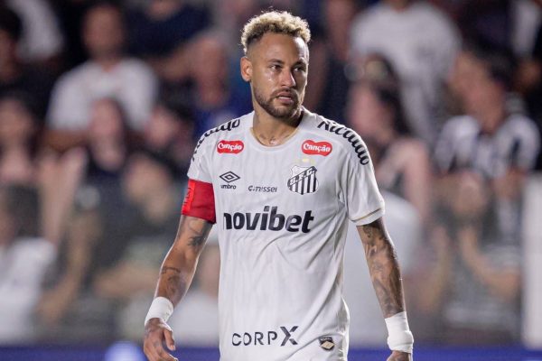 "Bando de burros": Os xingamentos de Neymar contra colegas do Santos em empate