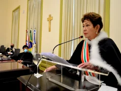 A desembargadora Eva do Amaral tem carro do TJPA, que é garantido para os desembargadores