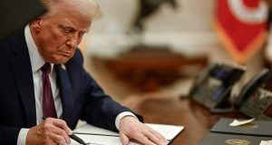 O presidente Donald Trump busca classificar o PCC e o CV como organizações terroristas, para justificar possível intervenção política ou militar no Brasil.