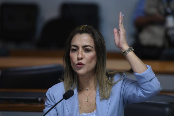 Câmara aprova lei que classifica violência doméstica reiterada contra mulheres como tortura