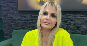Monique Evans revela o descobrimento de sua sexualidade aos 69 anos