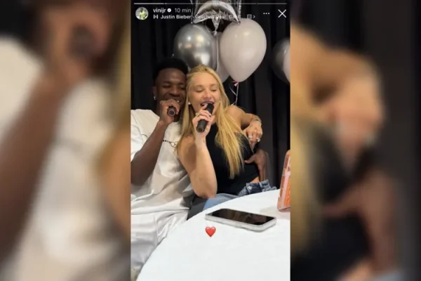 Vini Jr deixa de seguir mãe e amigos de Virginia após término