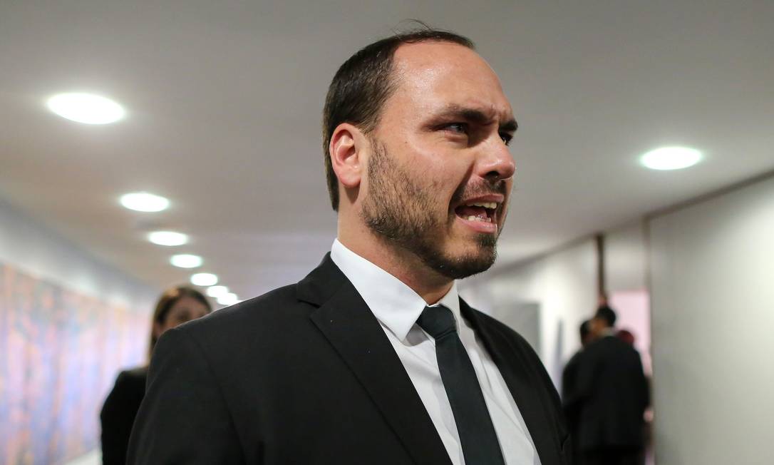 Carlos Bolsonaro Desodorante