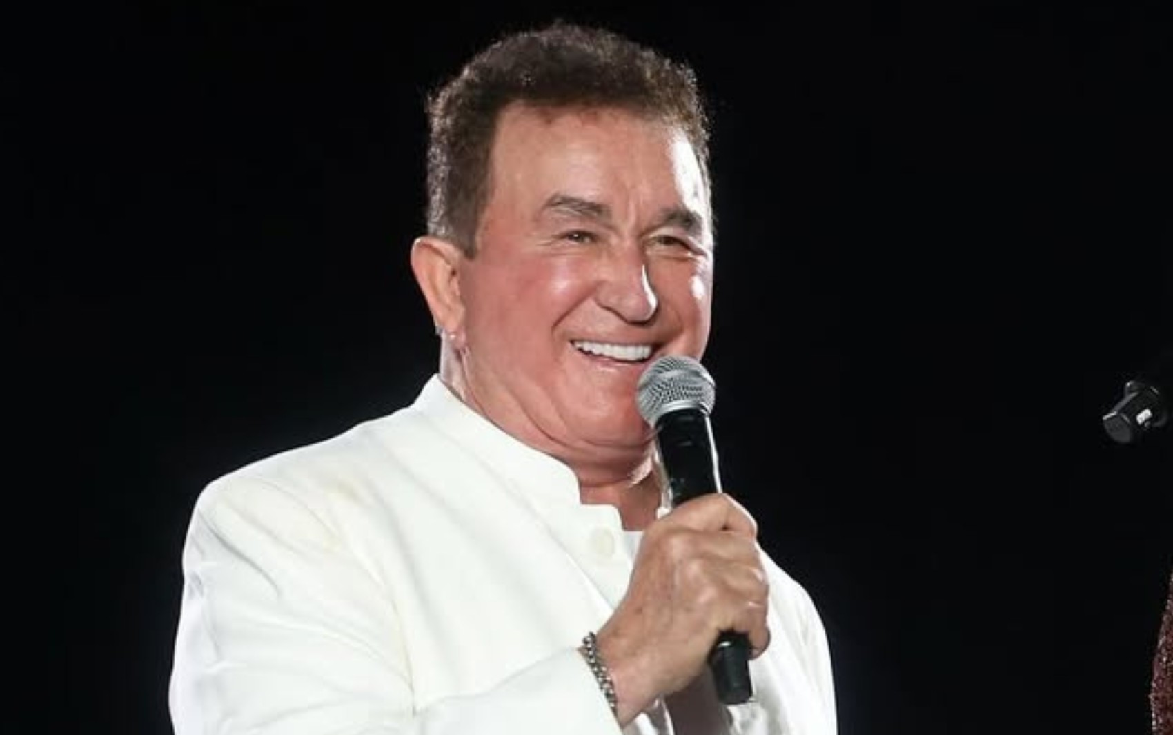 Cantor Amado Batista