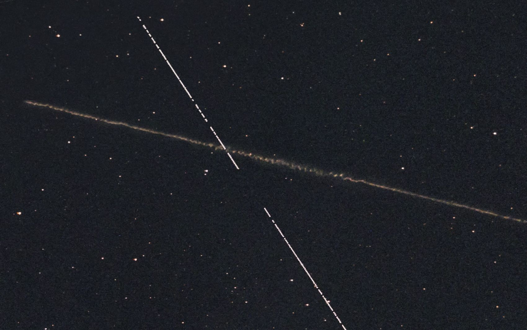 Trajetória do asteroide 1997 NC1 no céu de Goiânia