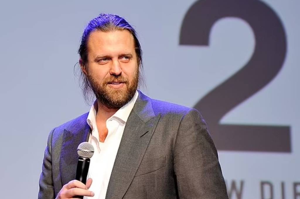 Carl Rinsch, diretor condenado por fraude contra a Netflix