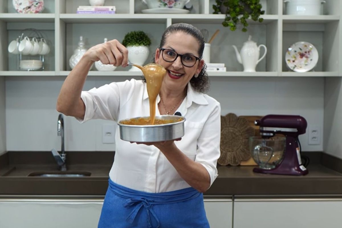 Doce de leite caseiro preparado com leite condensado