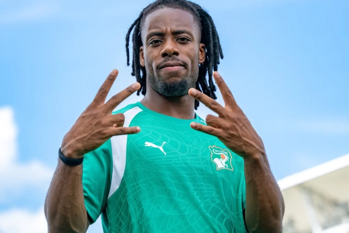 Elye Wahi, atacante da Costa do Marfim