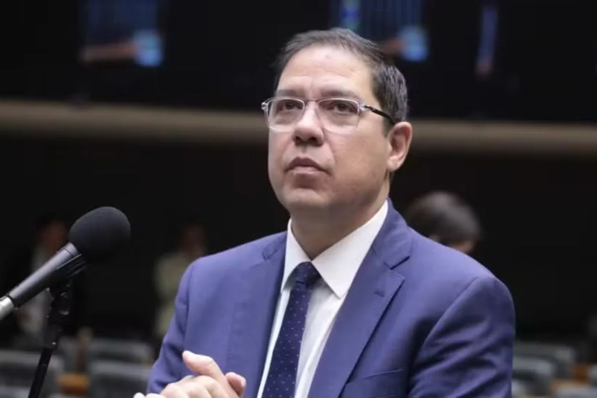 Deputado federal Altineu Côrtes (PL-RJ)