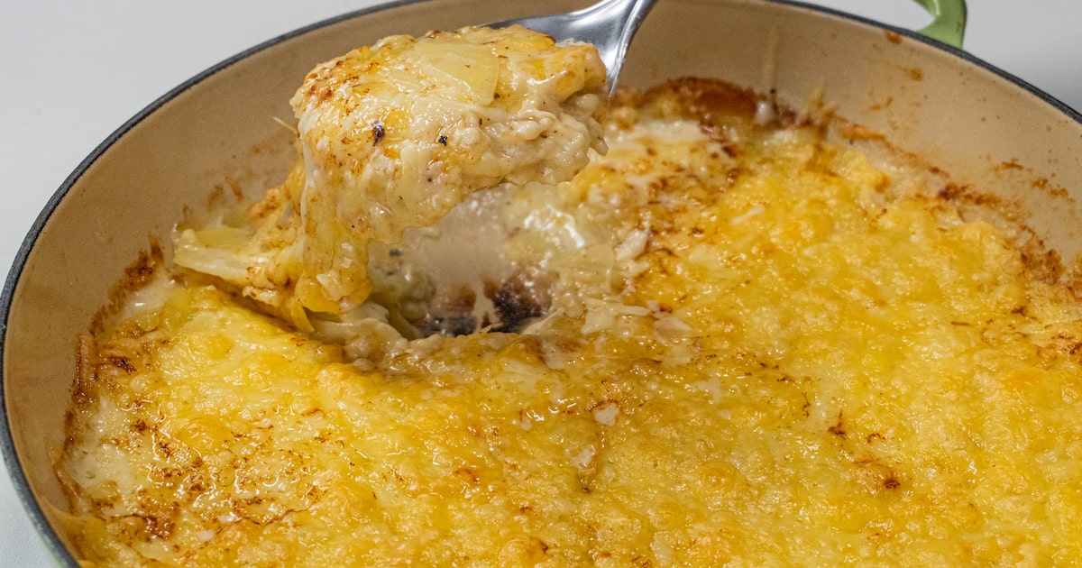 Gratinado de batata com crosta dourada