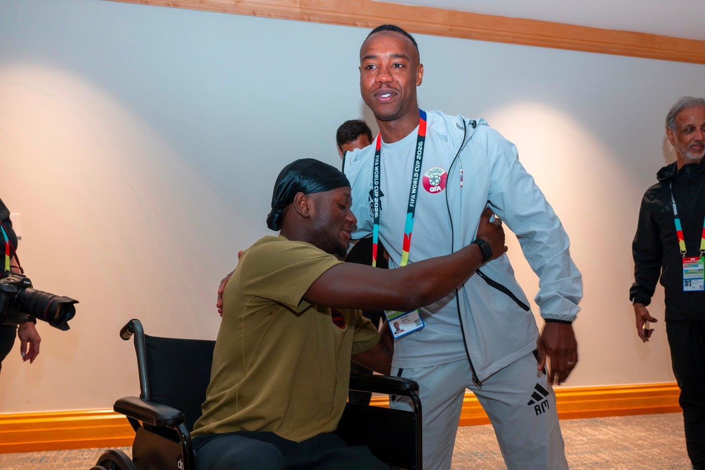 Assim Madibo e Ismael Koné durante encontro em Vancouver