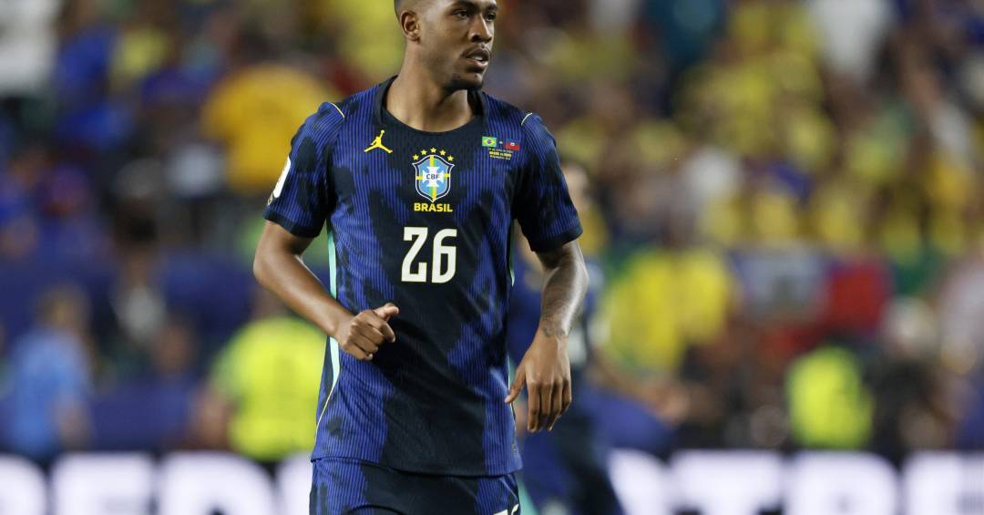 Rayan em jogo da seleção brasileira contra o Haiti