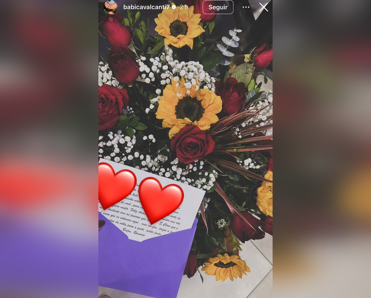 Buquê de flores enviado por Romário a Bárbara Cavalcanti