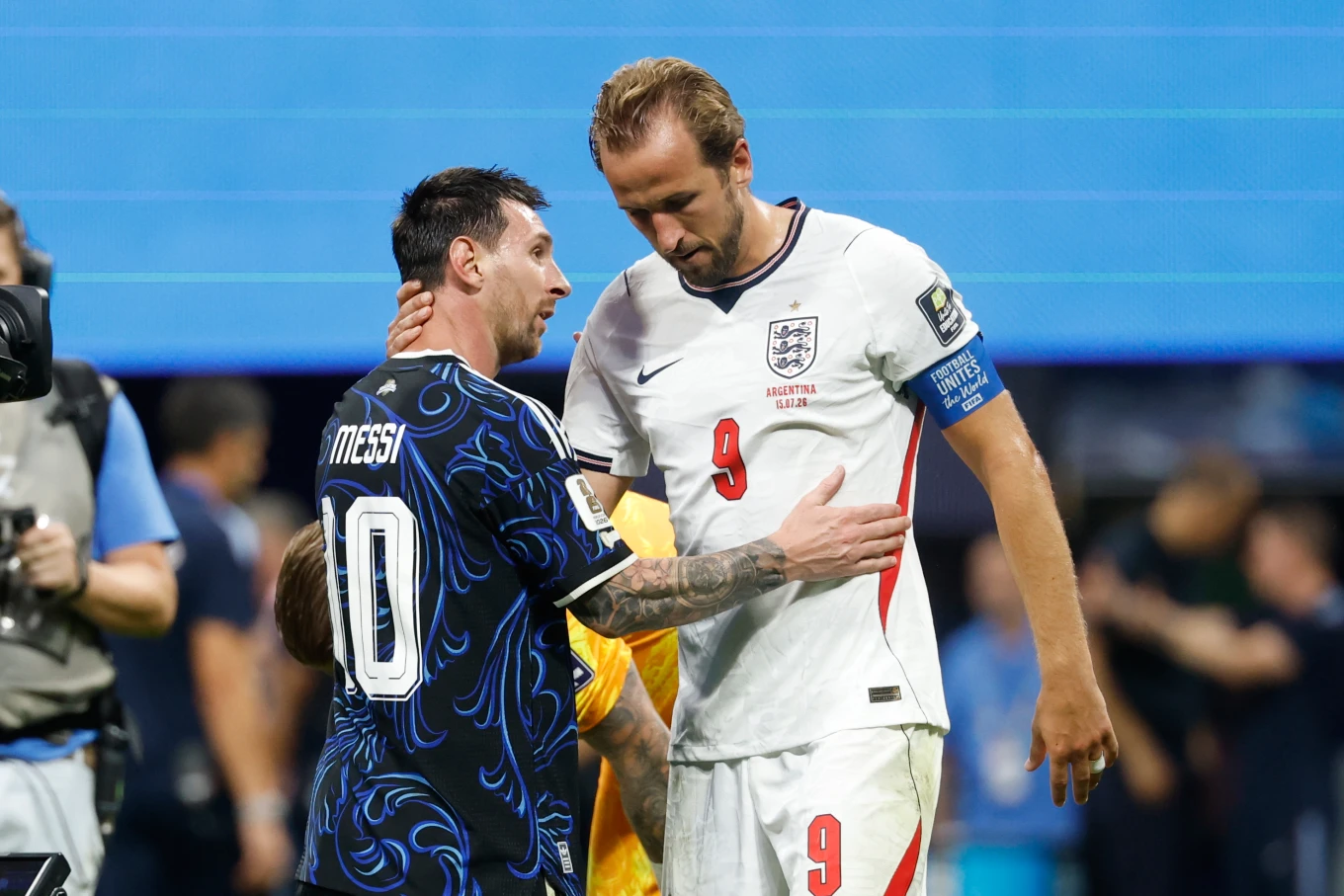 Messi Kane