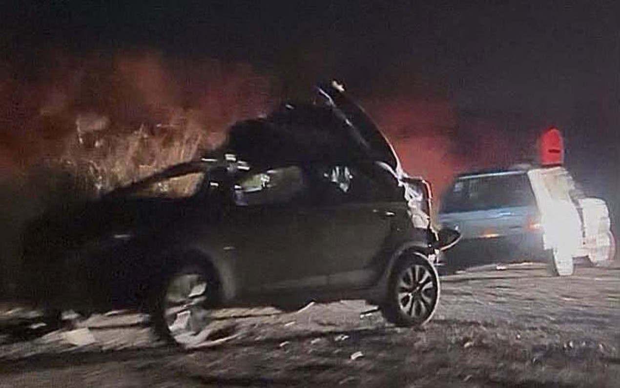 Acidente com veículos destruídos em rodovia no interior de SP