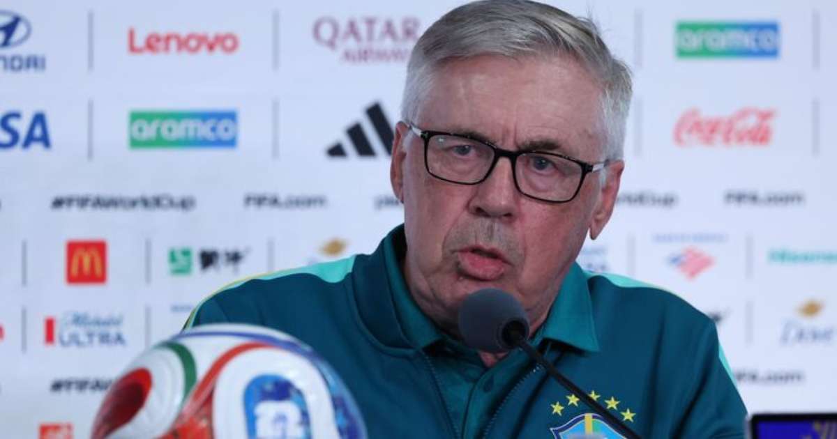 Carlo Ancelotti durante coletiva no MetLife Stadium