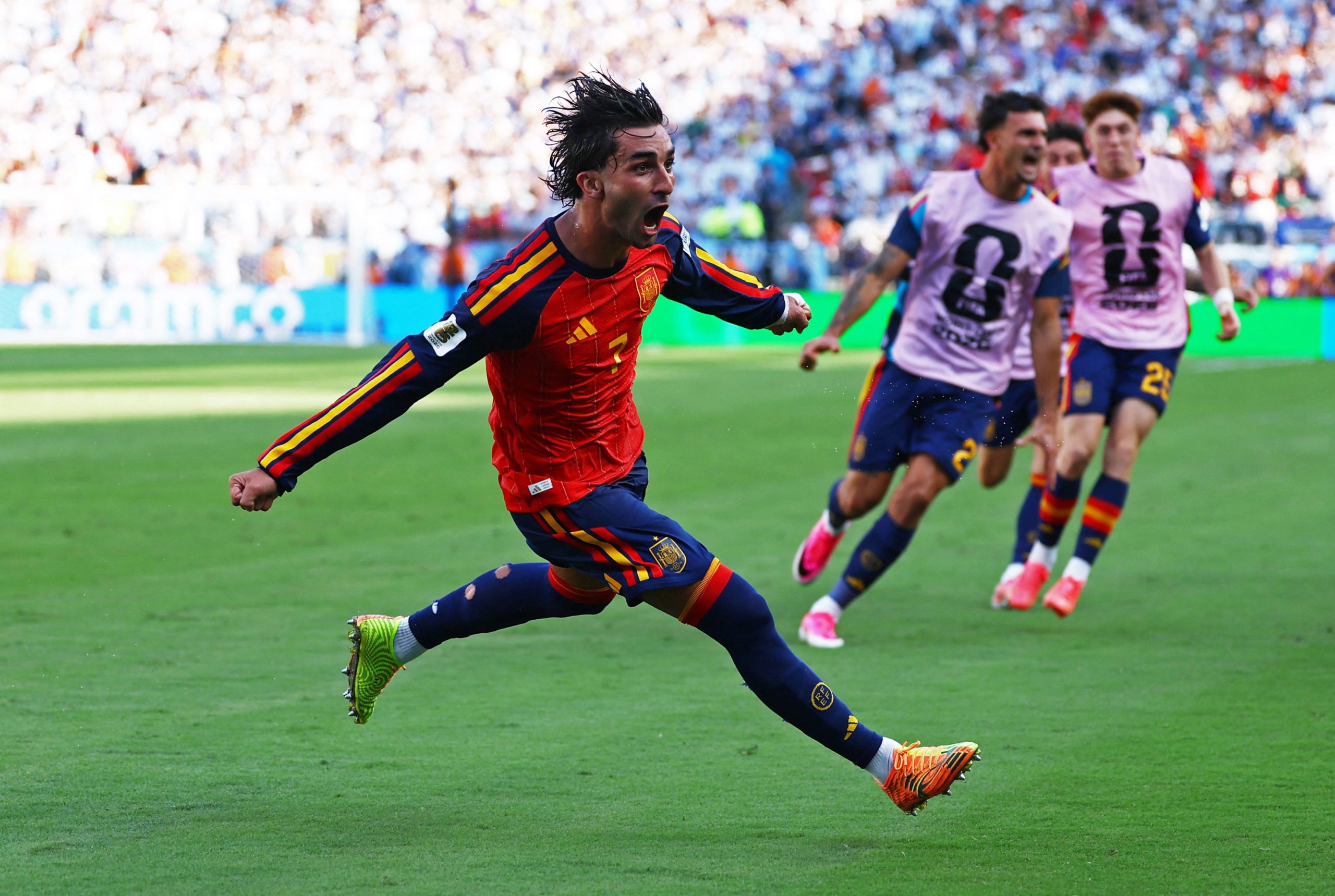 Ferran Torres comemora gol contra a Argentina na final da Copa do Mundo