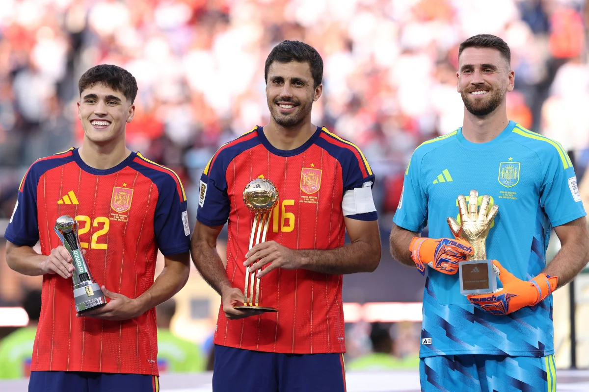 Jogadores da seleção da Espanha em campo