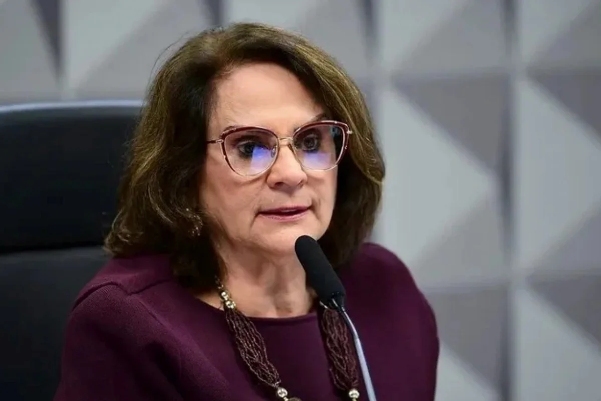 Senadora Damares Alves