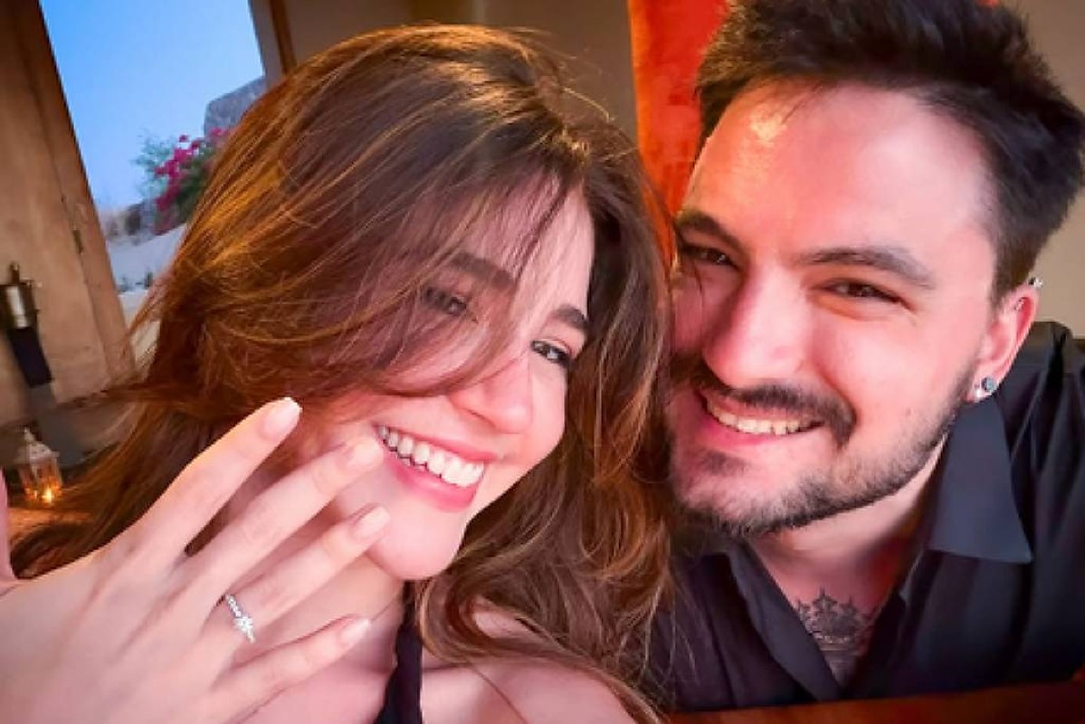 Felipe Neto e Juliane Carvalho