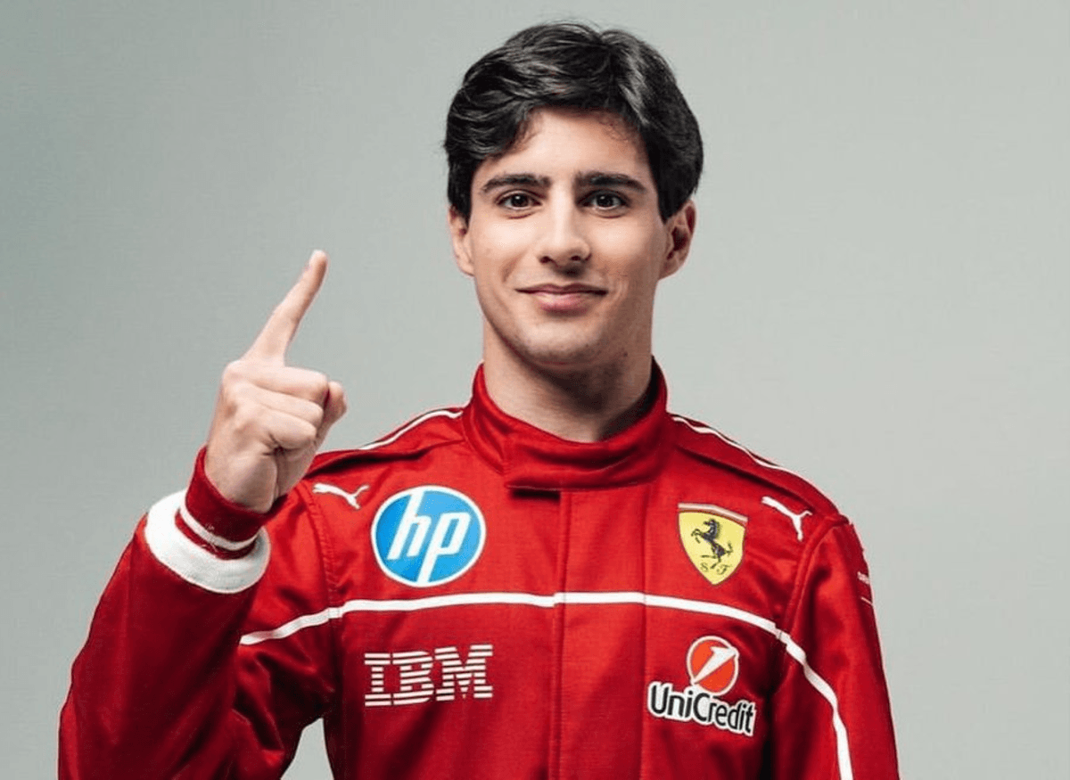 Rafael Câmara durante atividade da Academia Ferrari