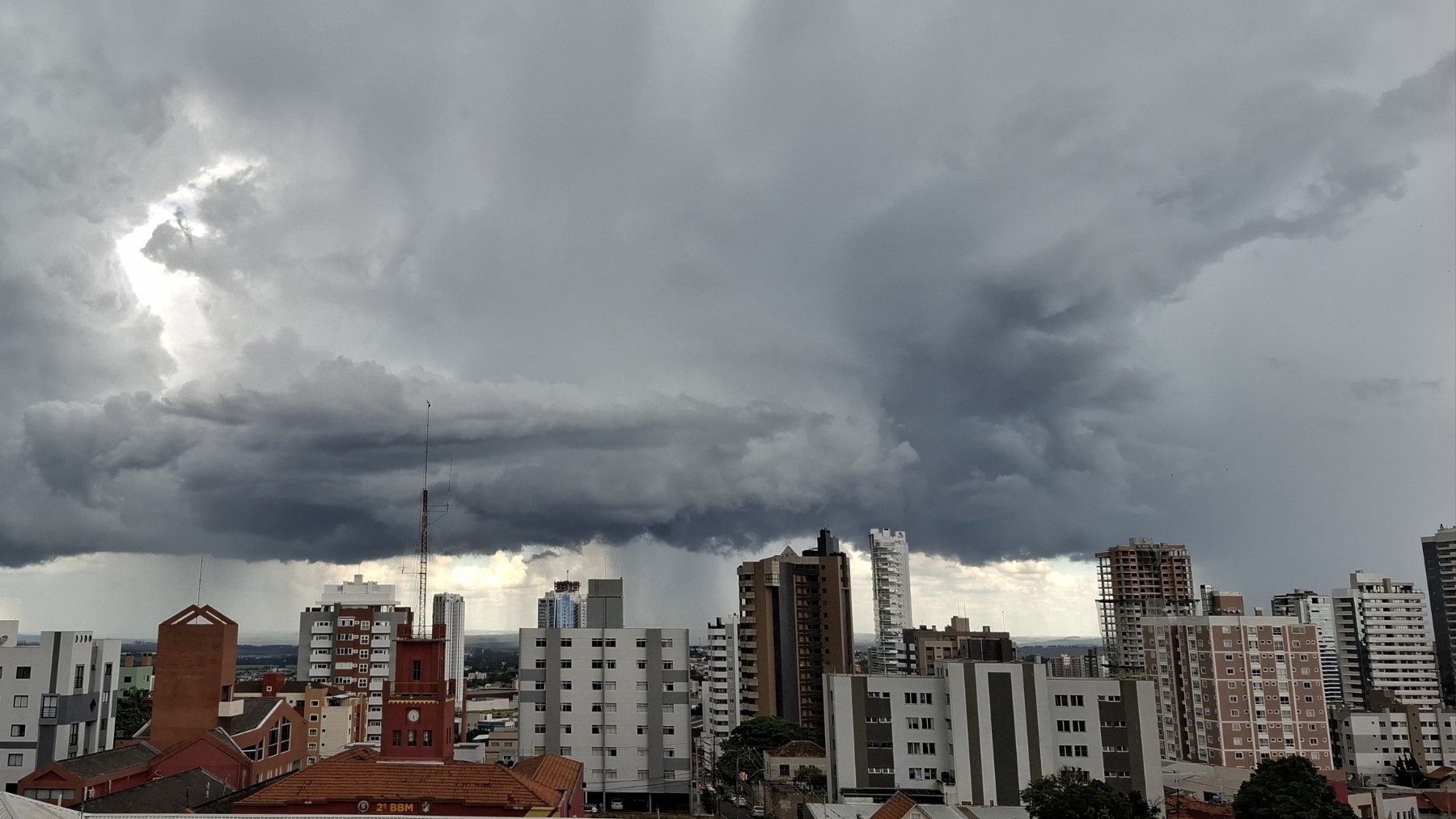 Temporal no Paraná