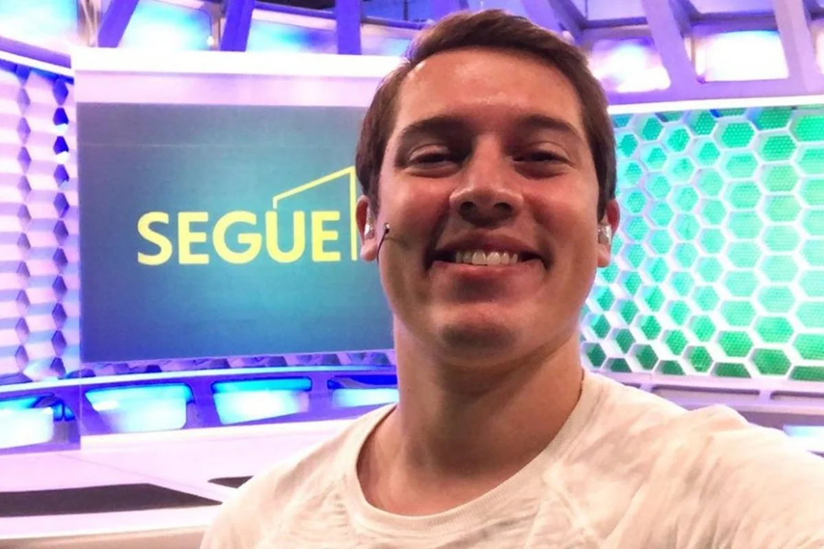 Sergio Arenillas ao lado de Marta