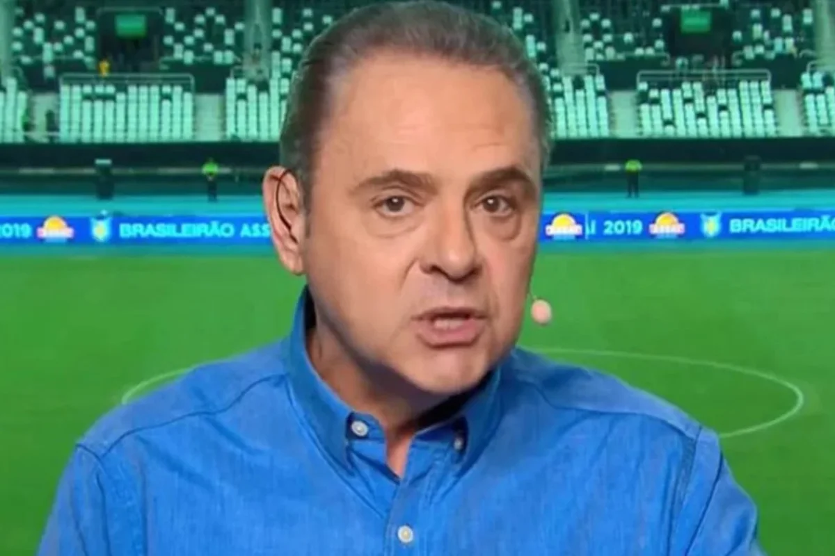Narrador esportivo Luís Roberto
