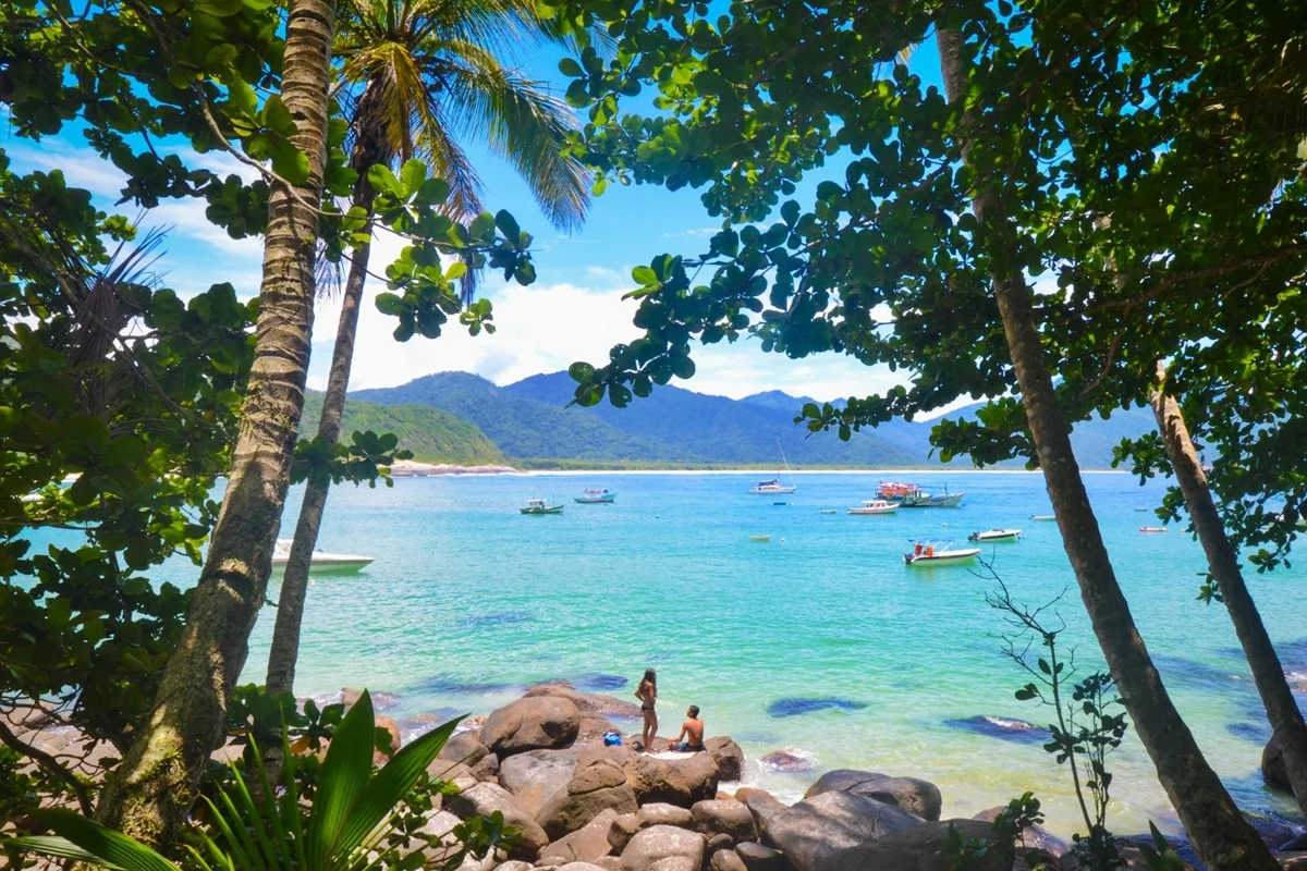 Praia em Ilha Grande, no Rio de Janeiro