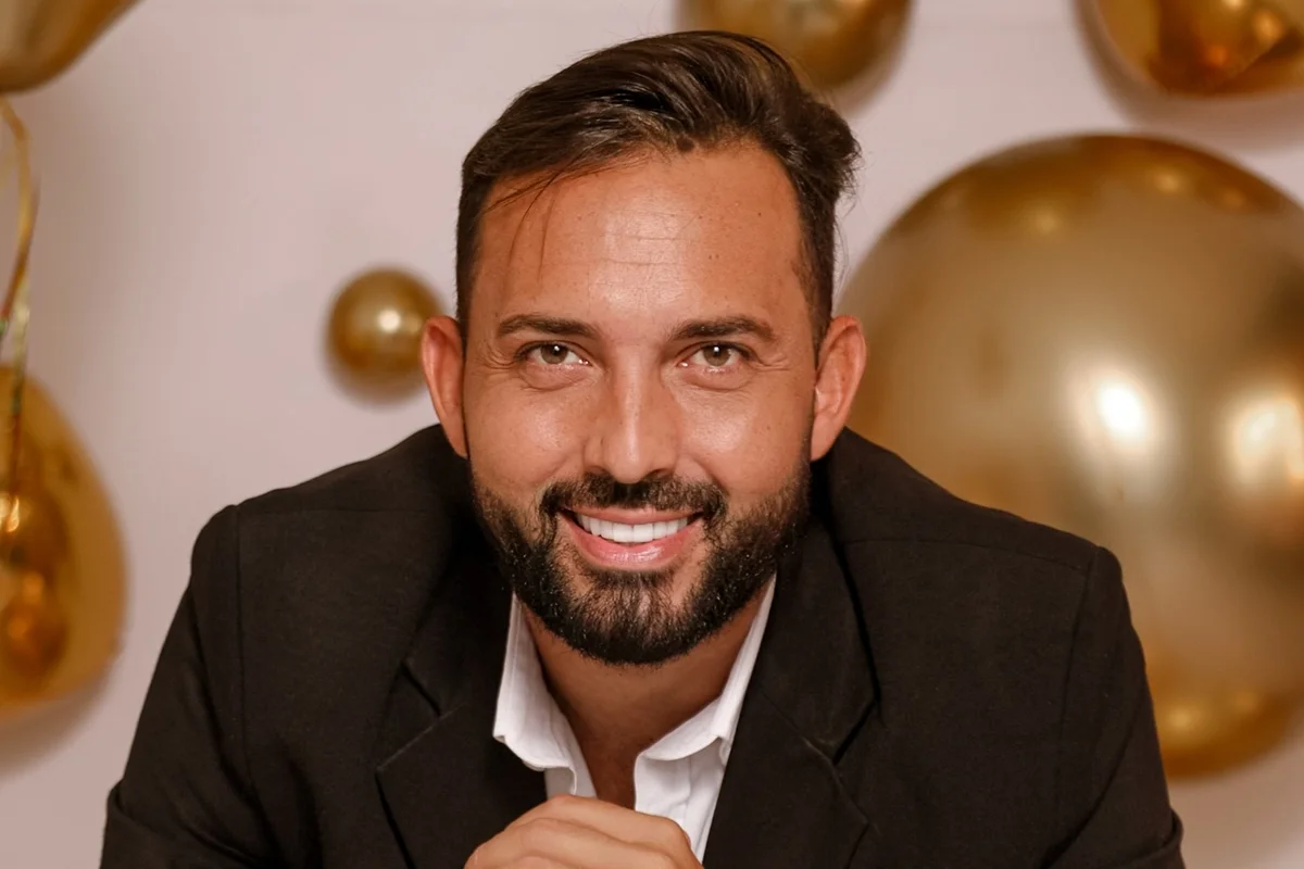 William Gusmão, irmão de Virginia Fonseca