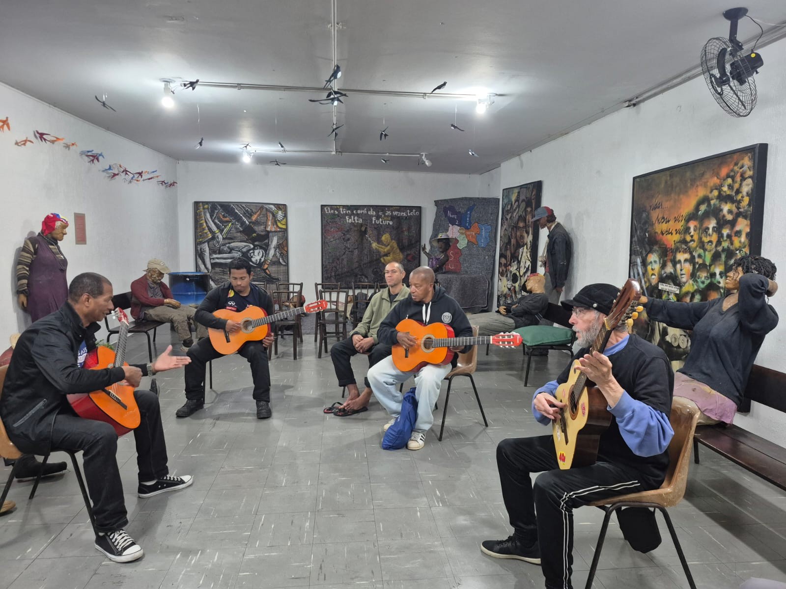 Washington Silva, professor de música do Cisarte, em São Paulo