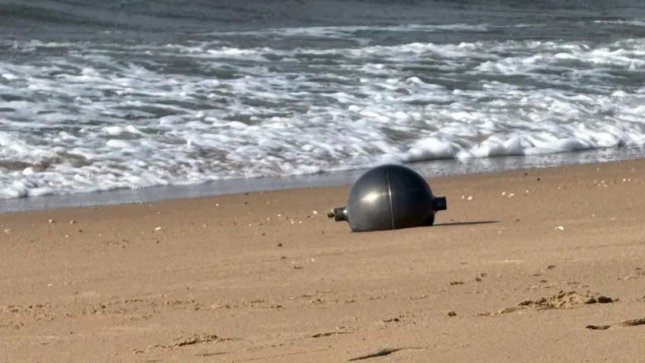 Objeto esférico encontrado em praia de Queensland, na Austrália