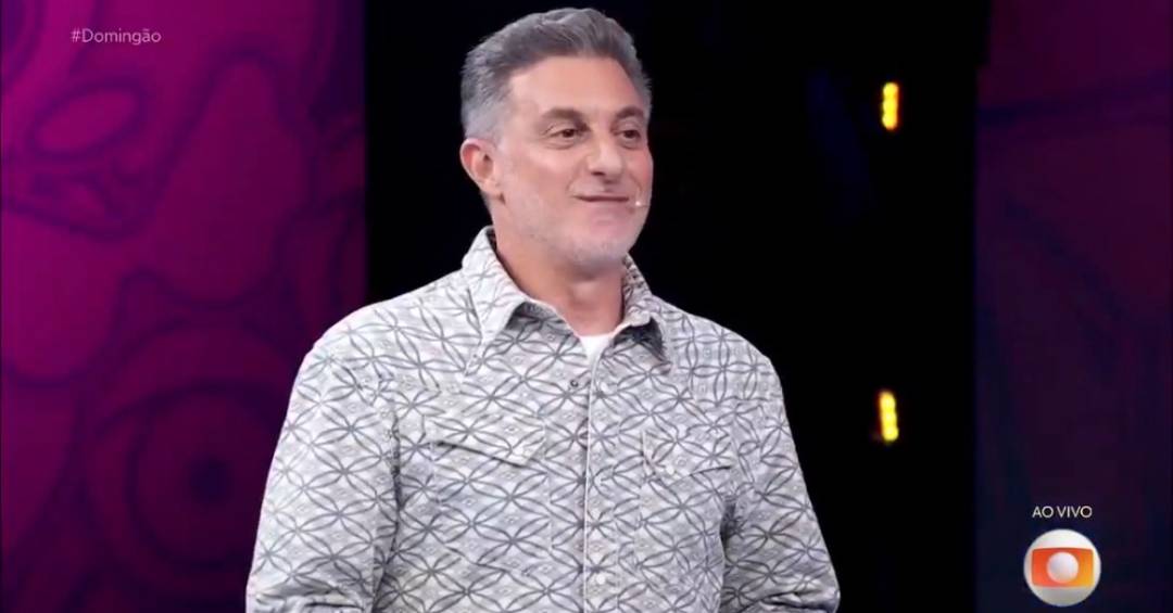 Luciano Huck durante o Domingão