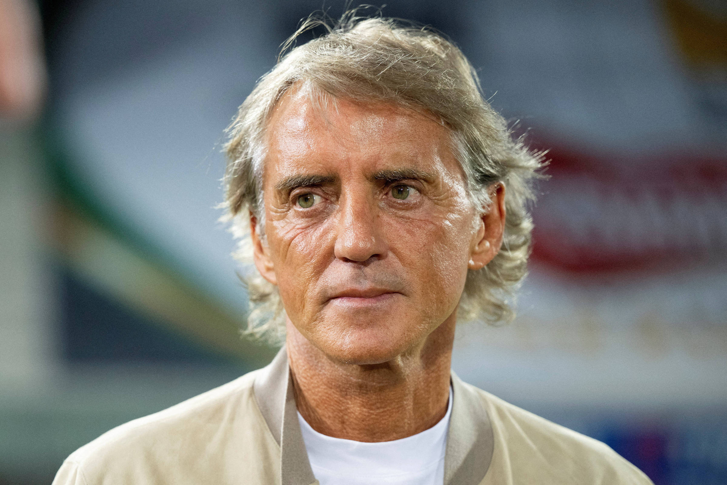 Roberto Mancini durante partida beneficente em Áquila