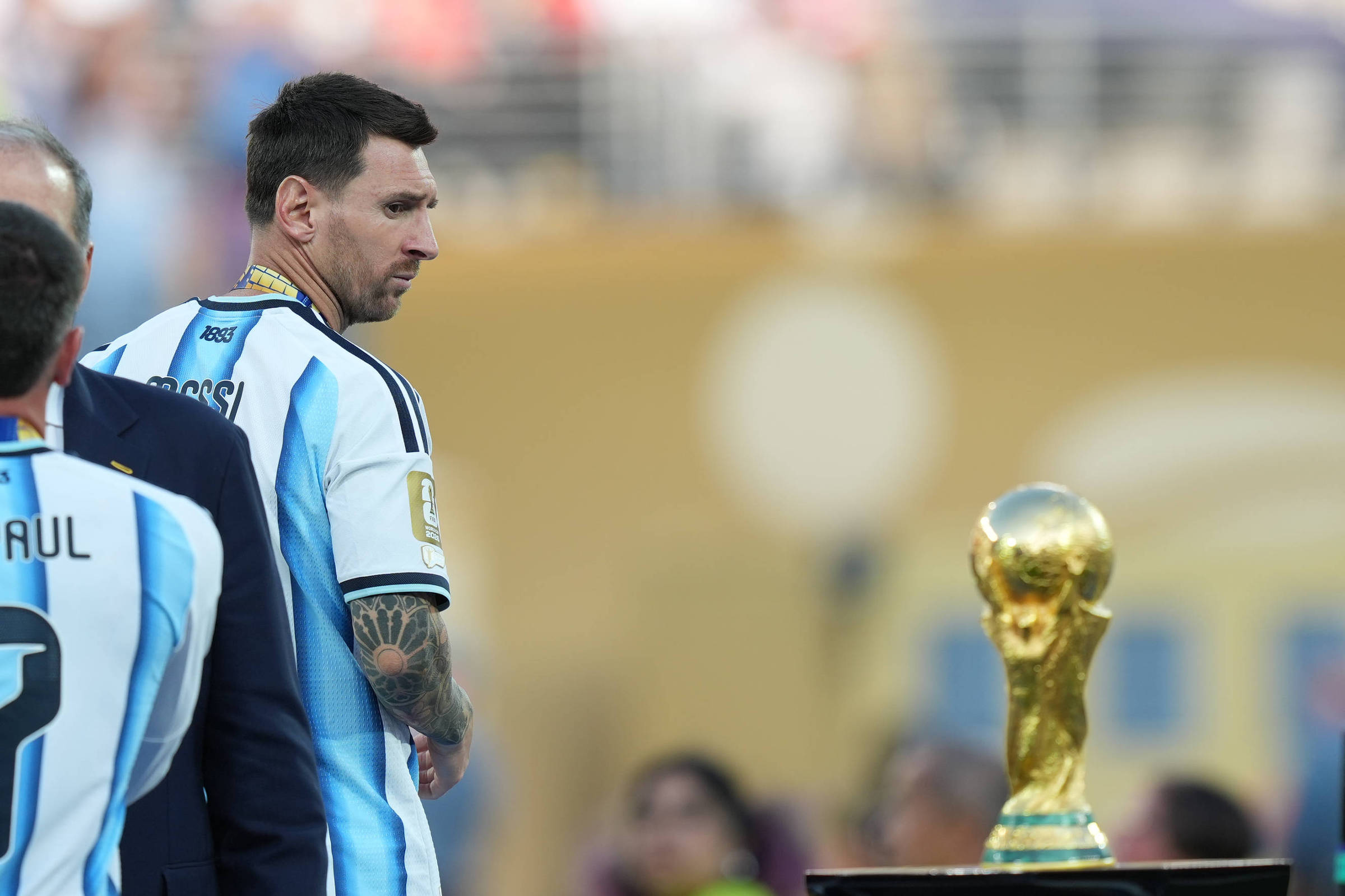 Lionel Messi com a camisa da seleção argentina
