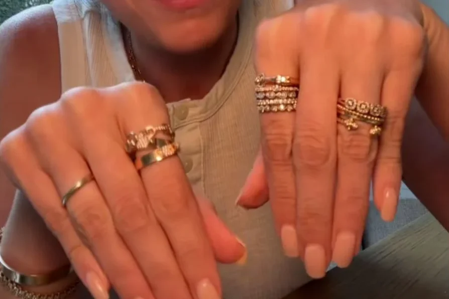 Kelsey Thompson em vídeo publicado no TikTok