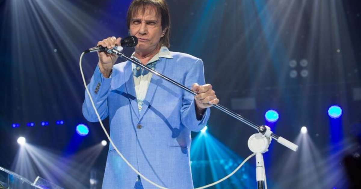 Roberto Carlos durante show no Espaço Unimed em 2022