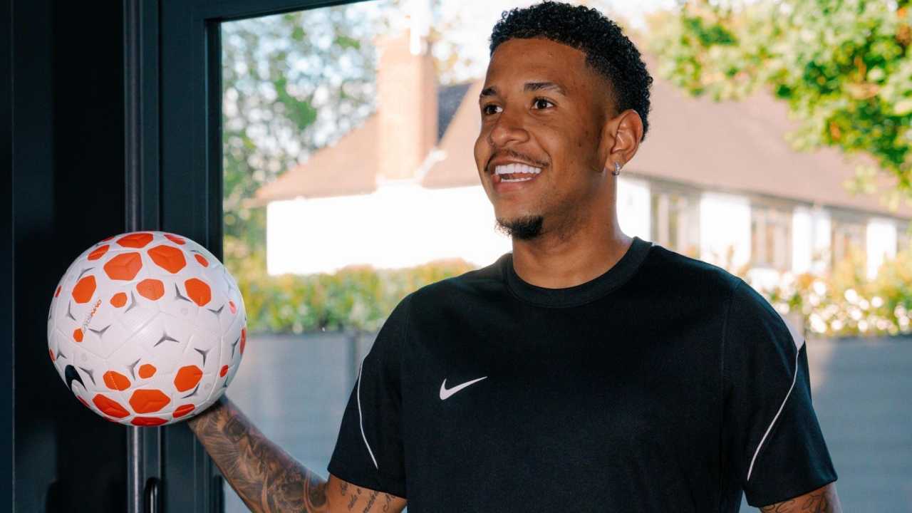 Savinho, atacante do Manchester City